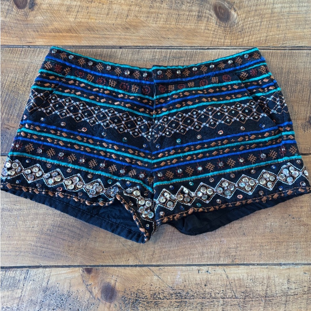 Lucky Brand Womens Black Embroidered Rhinestone Embellished Concert Shorts‎ M